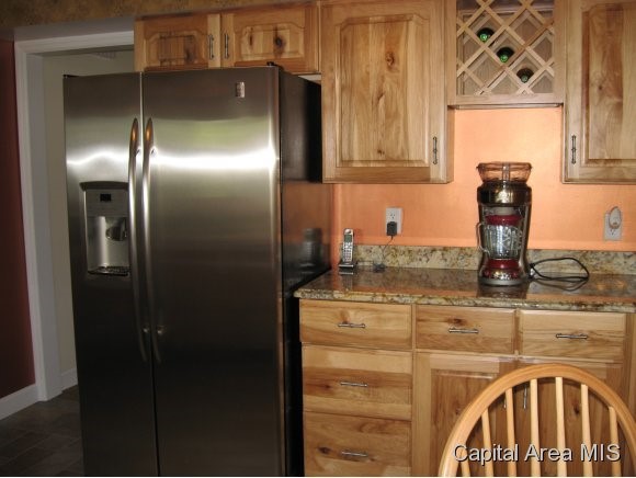 17 Hawthorne Lane Springfield, IL 62712 - Photo 7 of 22 Gallery Image 7