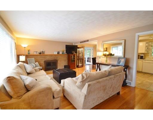 14 Highgate Road Marlborough, MA 01752 - Photo 3 of 29 Gallery Image 3
