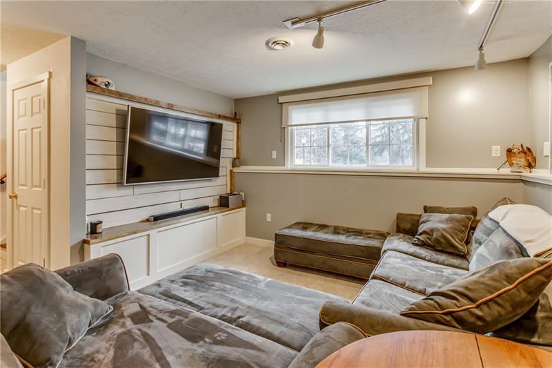 306 Myoma Road Mars, PA 16046 - Photo 16 of 20 Gallery Image 16