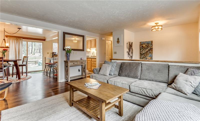 306 Myoma Road Mars, PA 16046 - Photo 5 of 20 Gallery Image 5