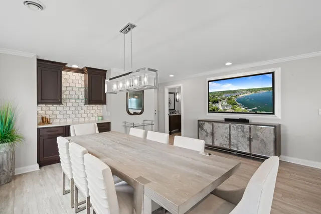 $2,210,000 | 432 Harvard Avenue, Unit 5E 6F, Fontana, WI 53125