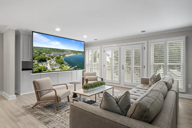 $2,210,000 | 432 Harvard Avenue, Unit 5E 6F, Fontana, WI 53125