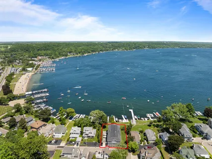 $2,210,000 | 432 Harvard Avenue, Unit 5E 6F, Fontana, WI 53125