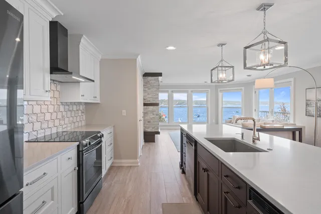 $2,210,000 | 432 Harvard Avenue, Unit 5E 6F, Fontana, WI 53125