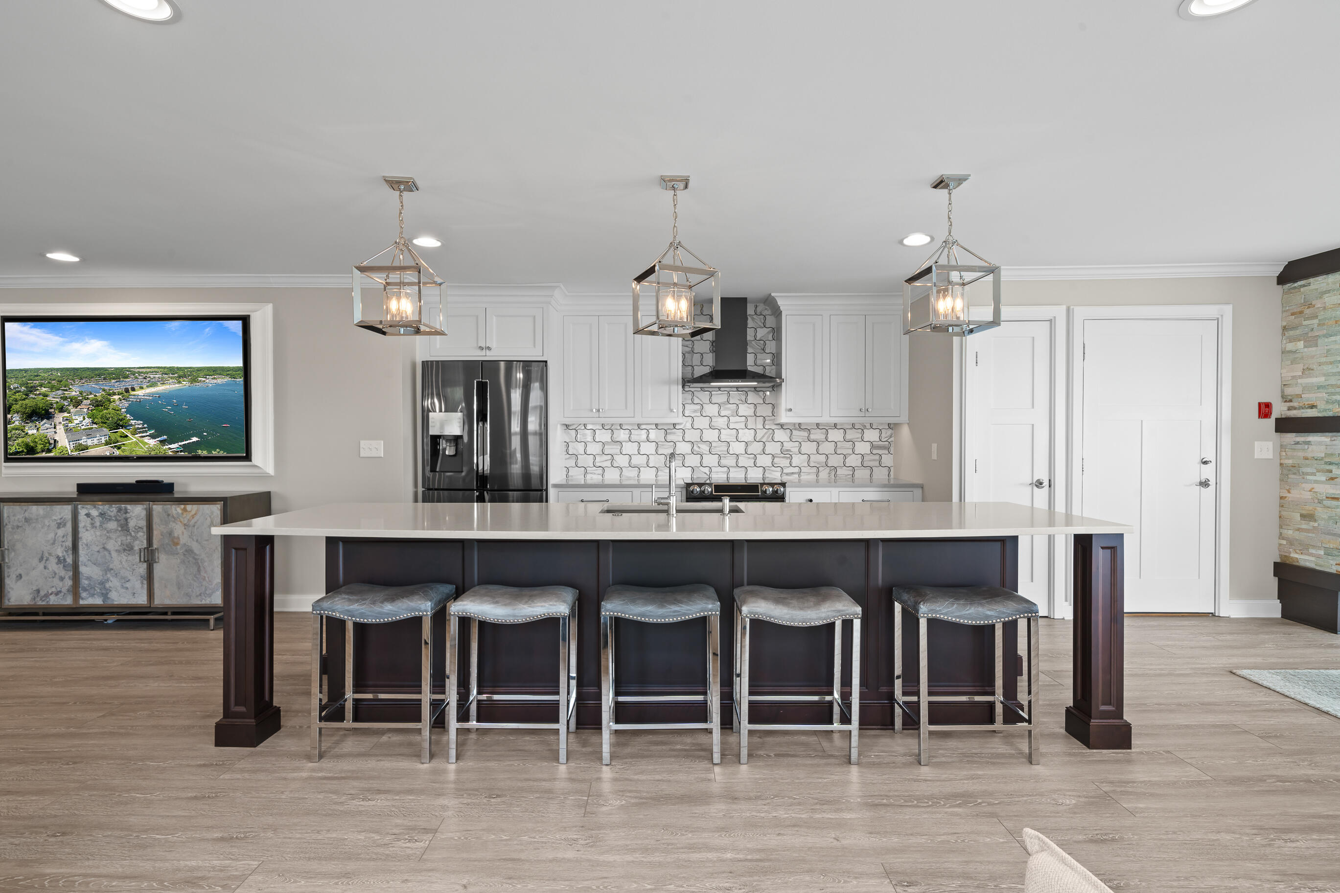 432 Harvard Avenue, Unit 5E 6F Fontana, WI 53125 - Photo 7 of 28 Oversized island