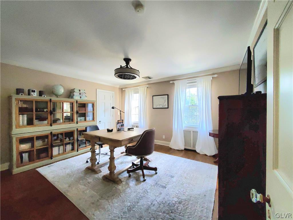 224 East Macada Road Bethlehem, PA 18017 - Photo 33 of 50 Shared Ensuite Bedroom/Office