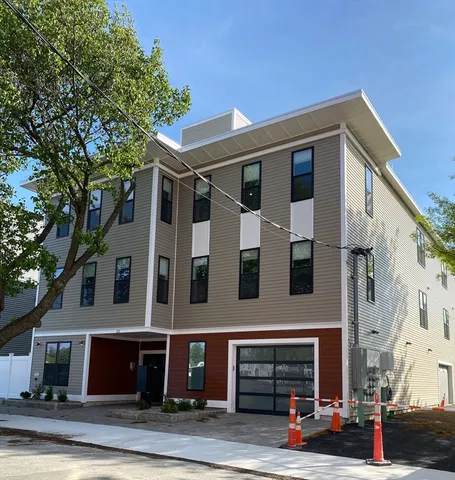 $2,700 | 32 Norwood Street, Unit 5, Boston, MA 02122