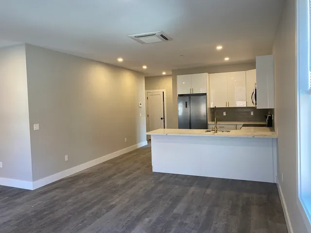 $2,700 | 32 Norwood Street, Unit 5, Boston, MA 02122