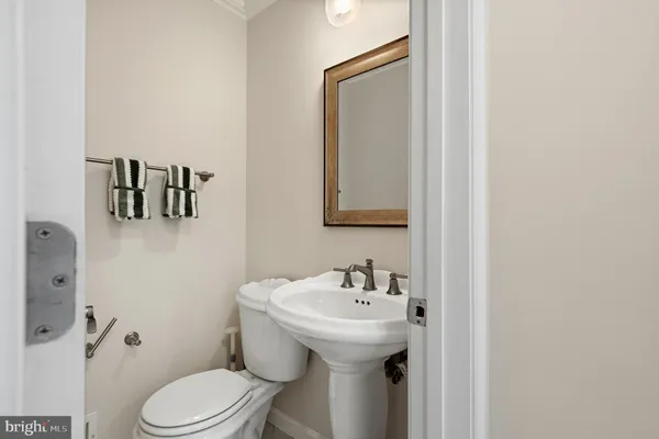 $975,000 | 14900 Westbury Road, Rockville, MD 20853