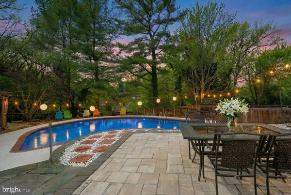 $975,000 | 14900 Westbury Road, Rockville, MD 20853