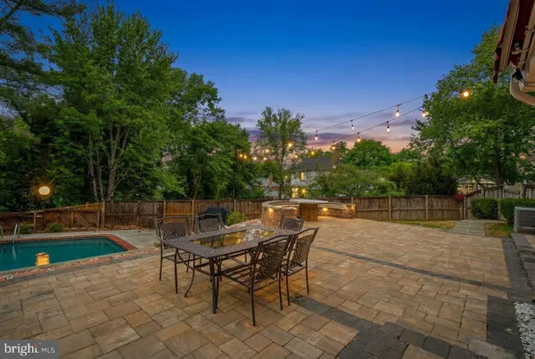 $975,000 | 14900 Westbury Road, Rockville, MD 20853