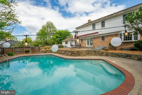 $975,000 | 14900 Westbury Road, Rockville, MD 20853