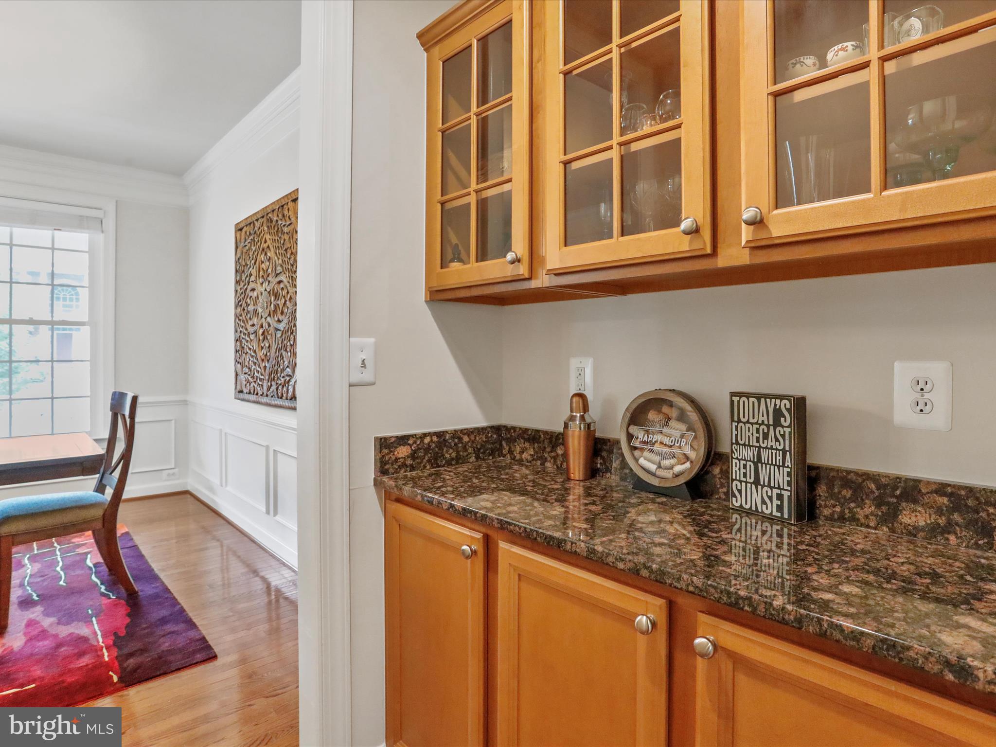 40594 Banshee Drive Leesburg, VA 20175 - Photo 20 of 74 Butlers' Pantry