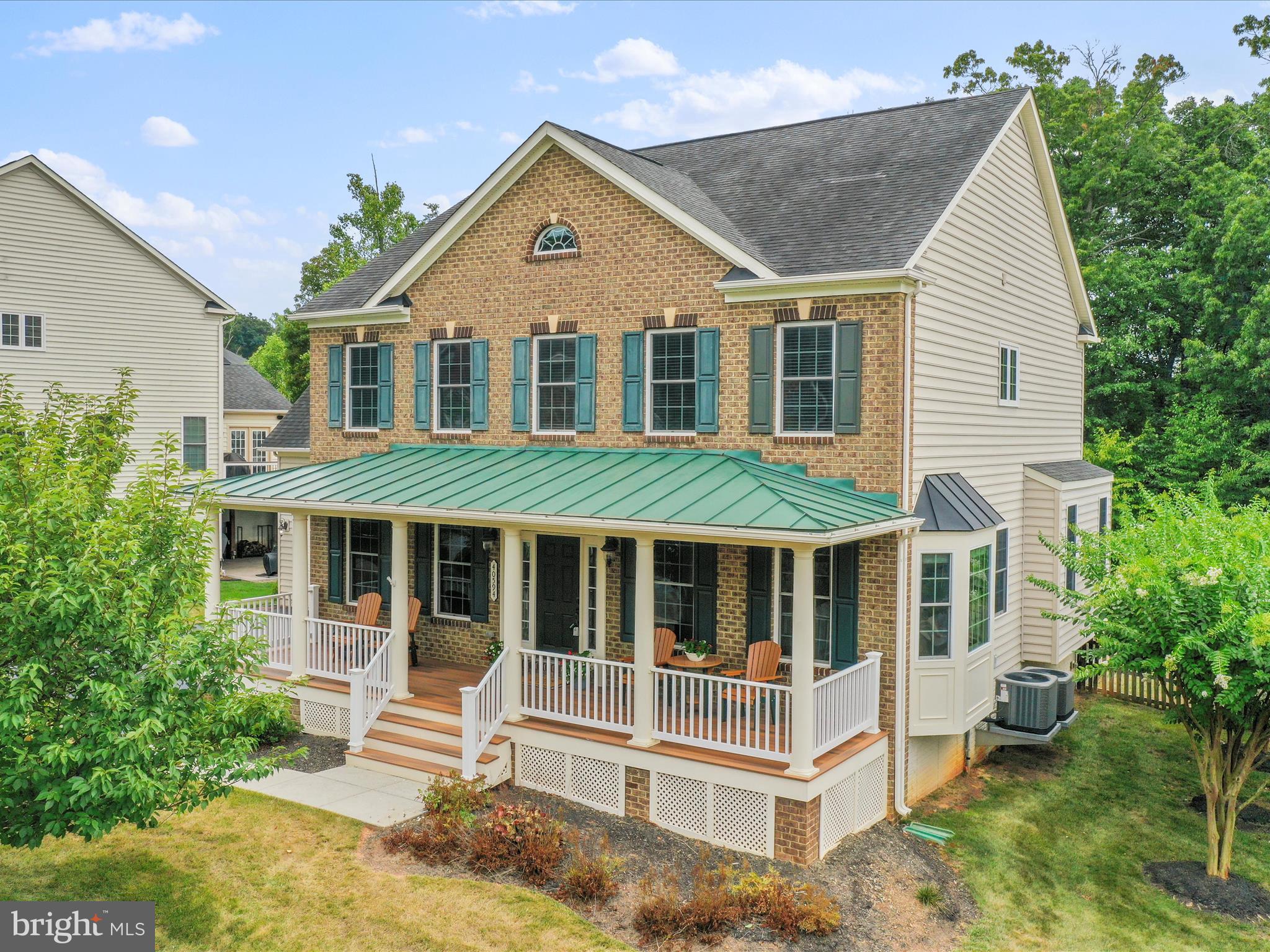 40594 Banshee Drive Leesburg, VA 20175 - Photo 4 of 74 Exterior with Front Porch