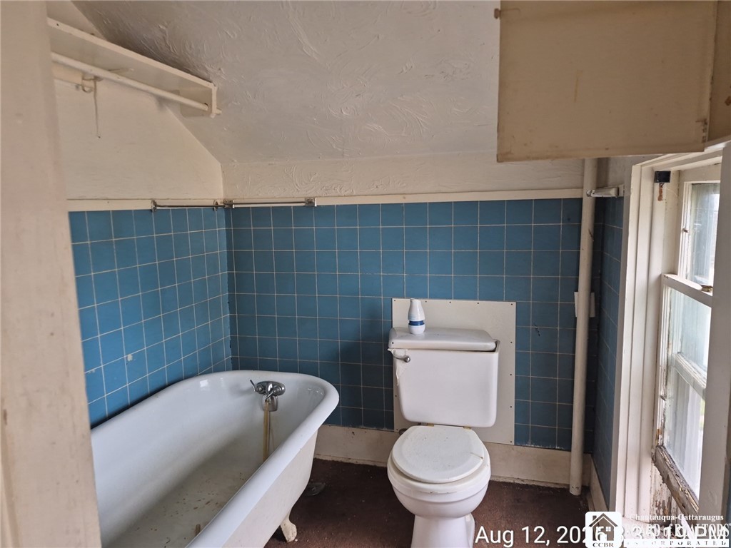 67 Ruggles Street Dunkirk, NY 14048 - Photo 15 of 22 Primary en-suite primary bed I
