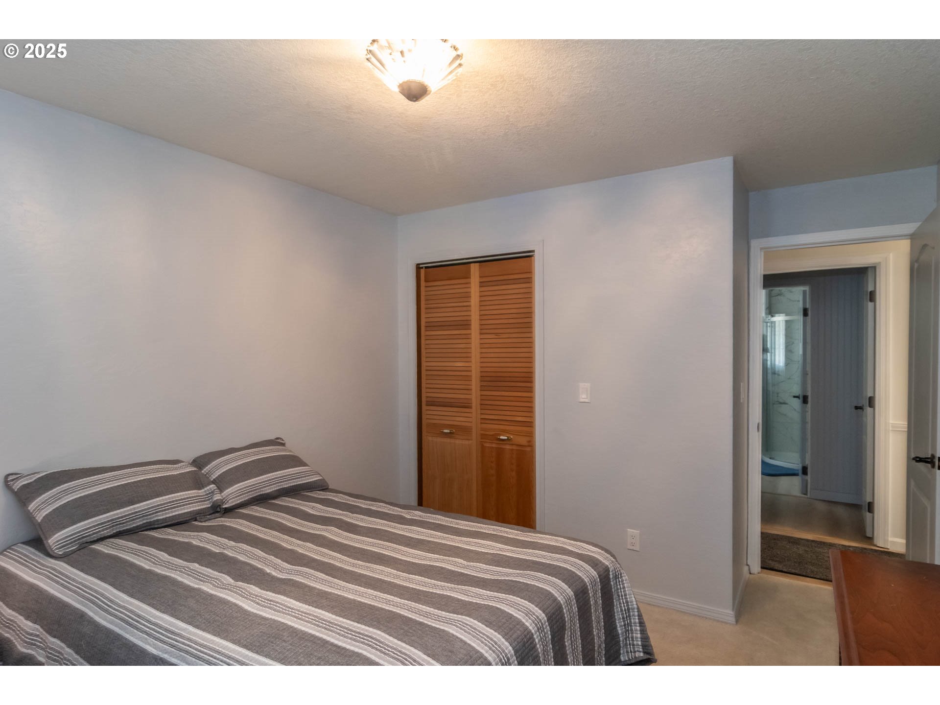 290 Singing Waters Road Winchester, OR 97495 - Photo 23 of 47 Gallery Image 23