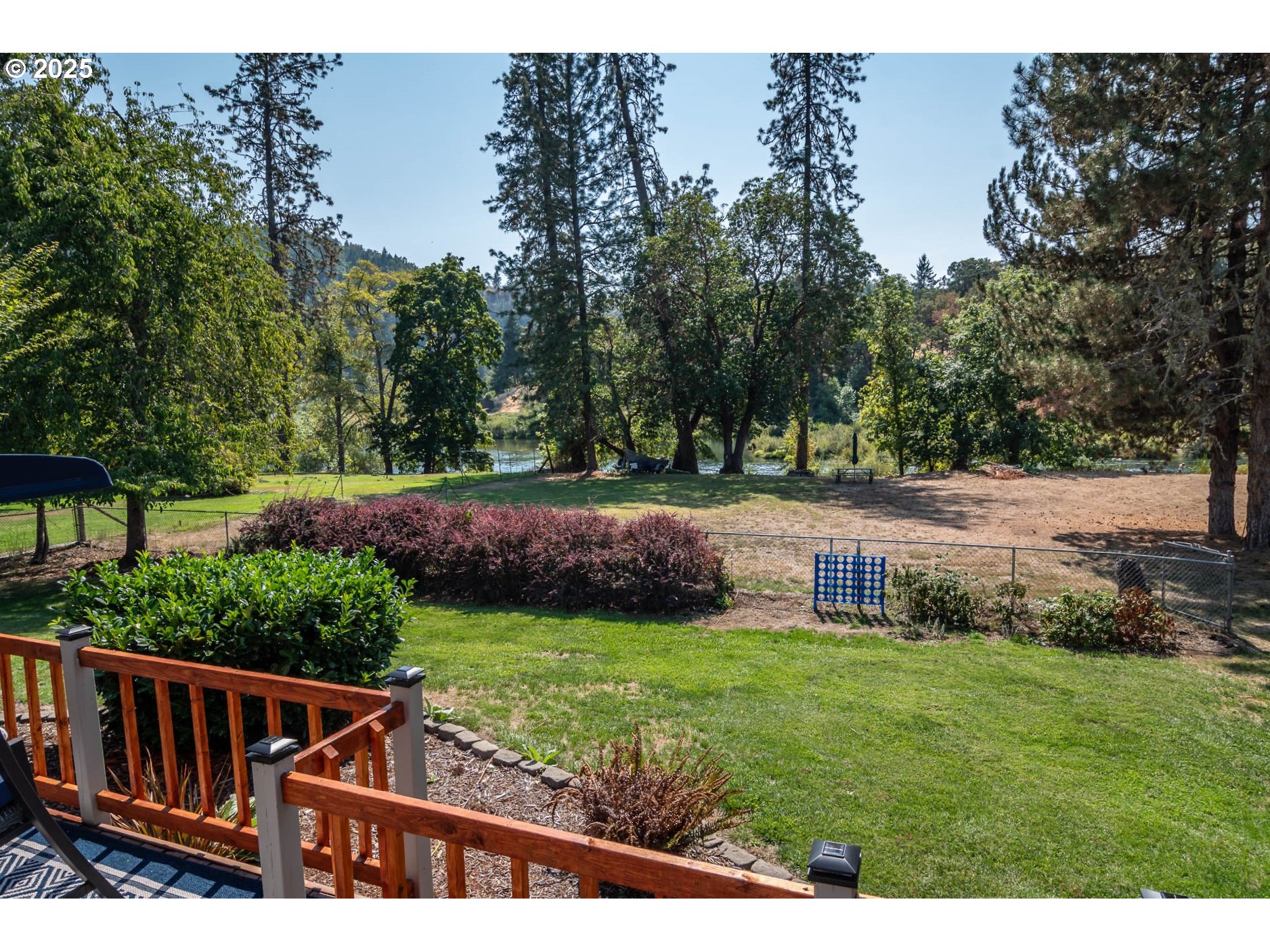 290 Singing Waters Road Winchester, OR 97495 - Photo 33 of 47 Gallery Image 33