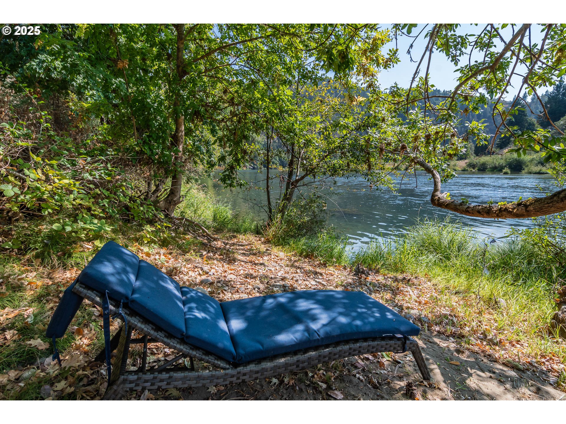 290 Singing Waters Road Winchester, OR 97495 - Photo 41 of 47 Gallery Image 41