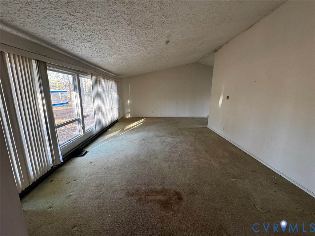 3343 Union Branch Road Petersburg, VA 23805 - Photo 6 of 11 a view of a garage