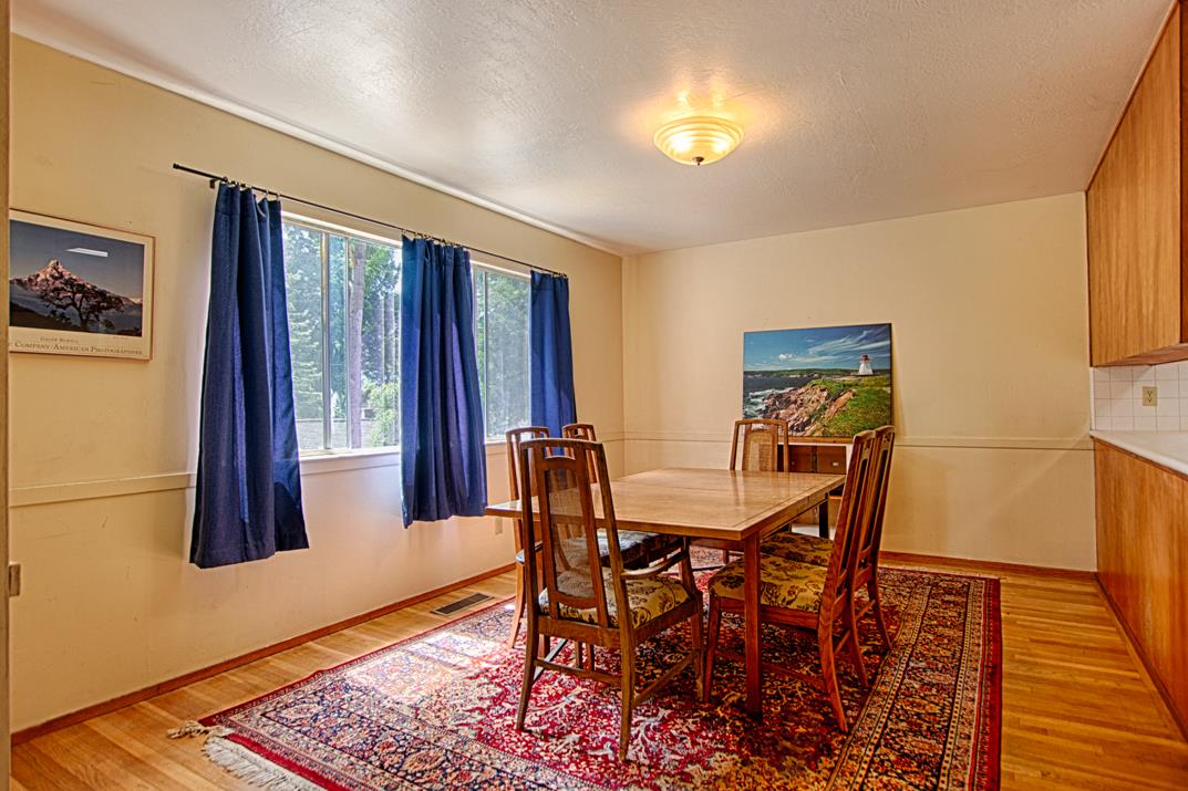 7 Plaza Mount Hermon, CA 95041 - Photo 17 of 26 a view of a dining room with furniture and window