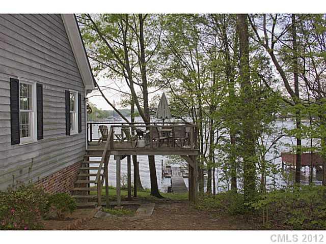 1587 Foxridge Road Rock Hill, SC 29732 - Photo 12 of 16 Gallery Image 12