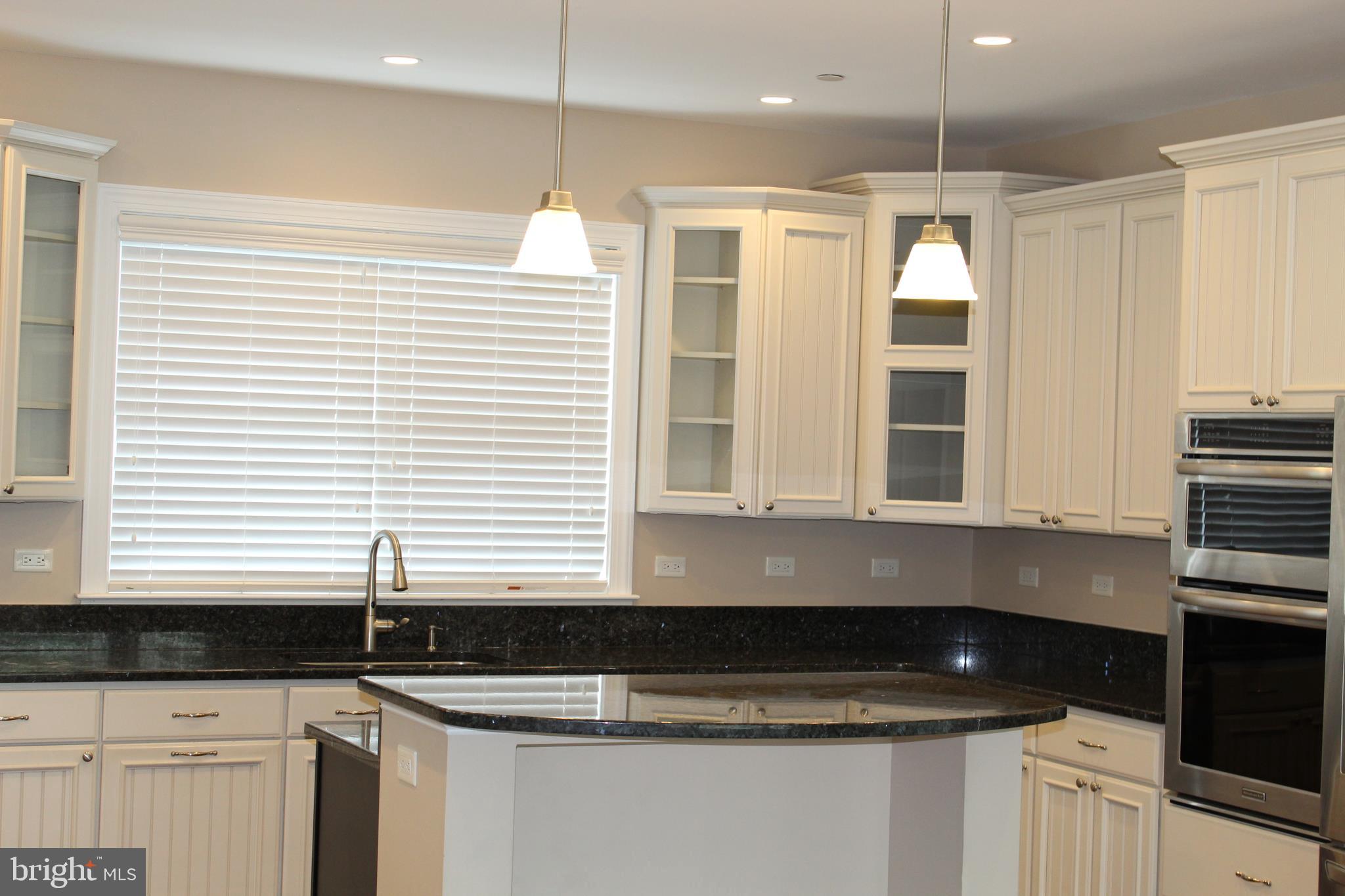 2021 Bay Road Pasadena, MD 21122 - Photo 8 of 19 Kitchen