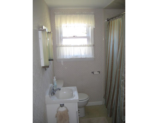 16 Coolidge Road Danvers, MA 01923 - Photo 12 of 18 Gallery Image 12