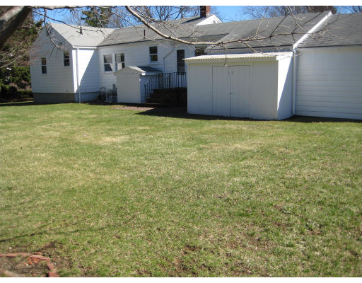 16 Coolidge Road Danvers, MA 01923 - Photo 4 of 18 Gallery Image 4