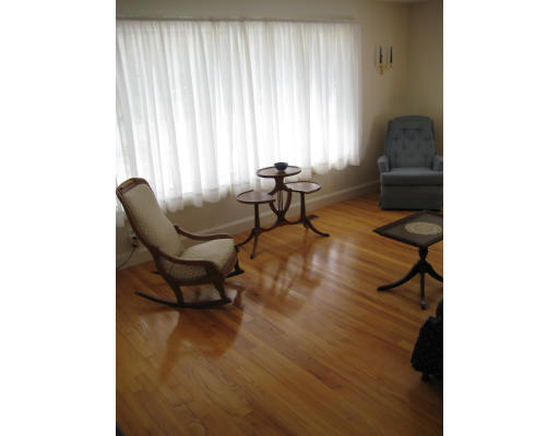 16 Coolidge Road Danvers, MA 01923 - Photo 8 of 18 Gallery Image 8