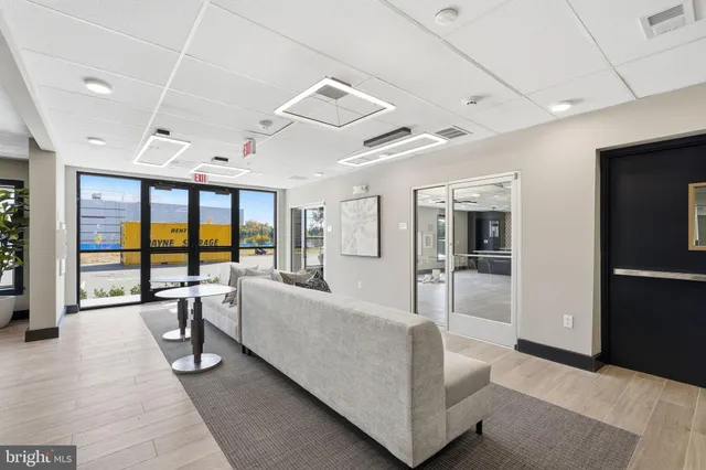 $2,950 | 21731 Dovekie Terrace, Unit 302, Ashburn, VA 20147