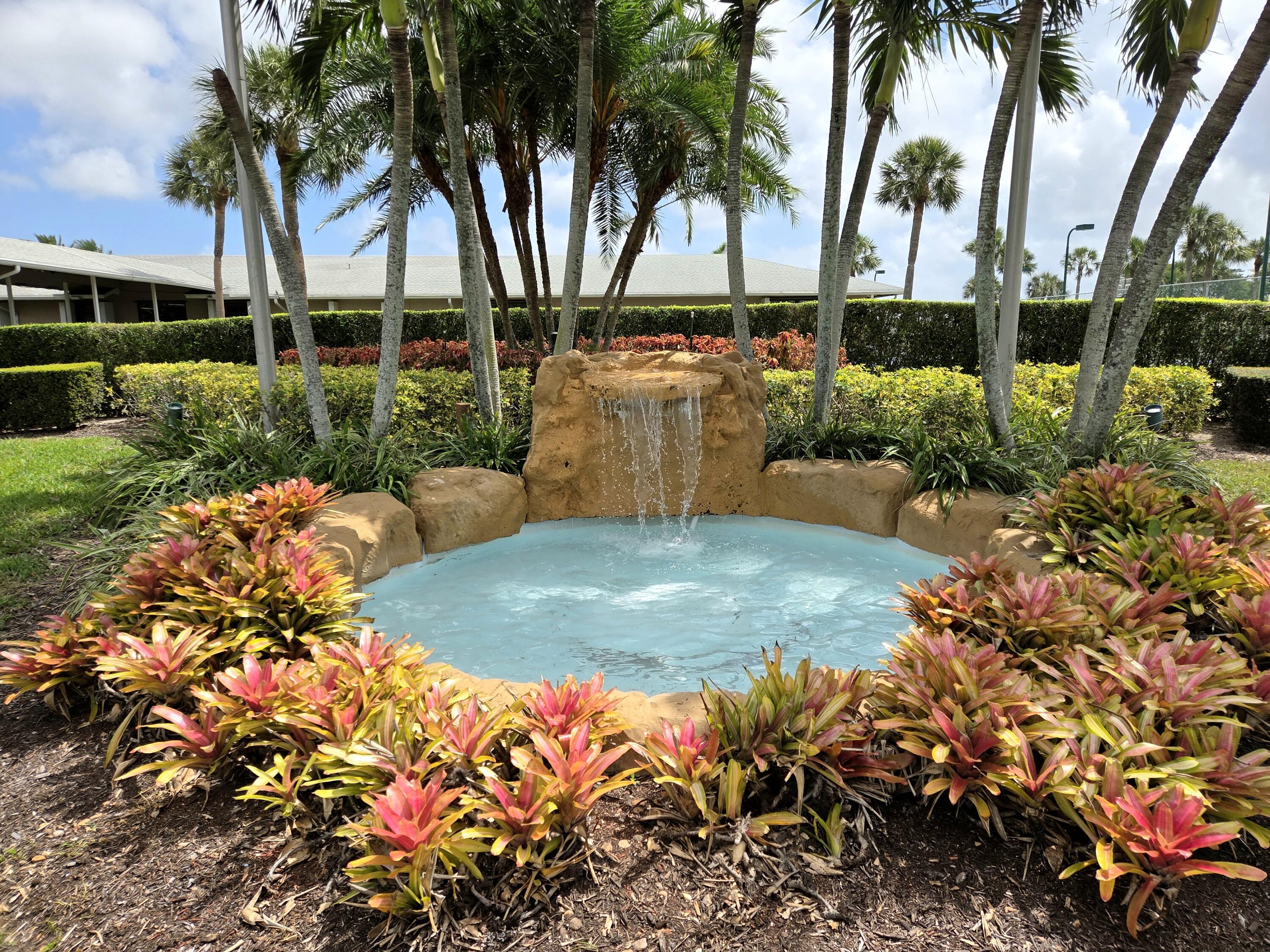 5213 Michael Drive West Palm Beach, FL 33417 - Photo 43 of 47 a view of outdoor space and yard