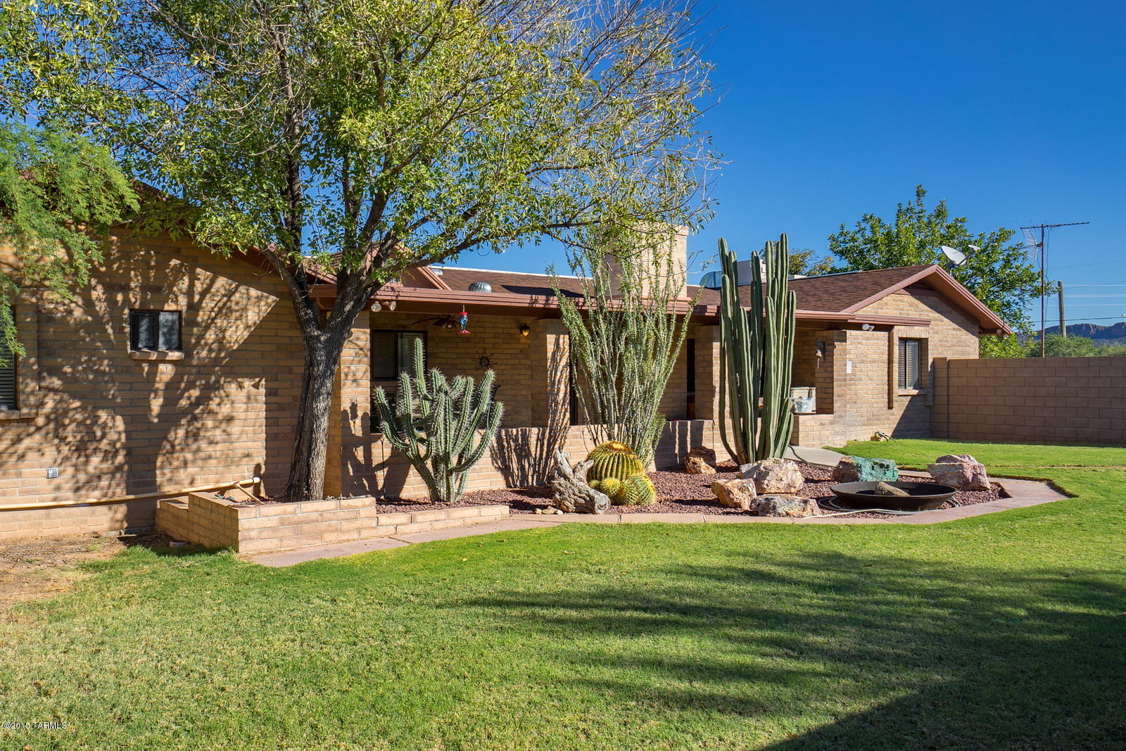 10135 West Rudasill Road Tucson, AZ 85743 - Photo 2 of 35 Gallery Image 2