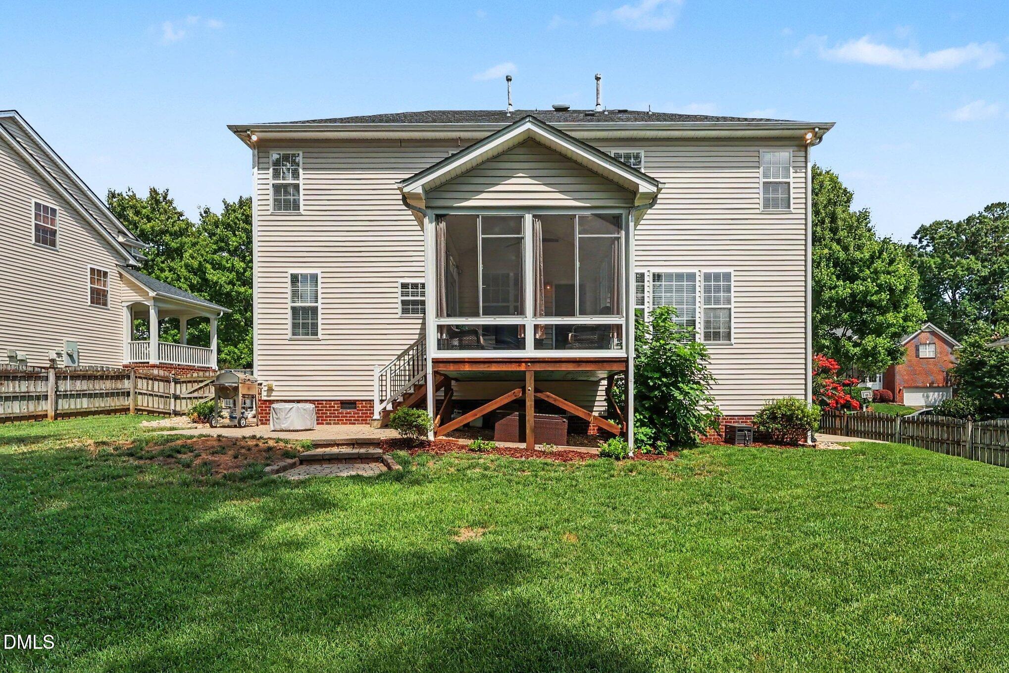 8417 Dunnington Circle Raleigh, NC 27613 - Photo 32 of 40 028_file_3530