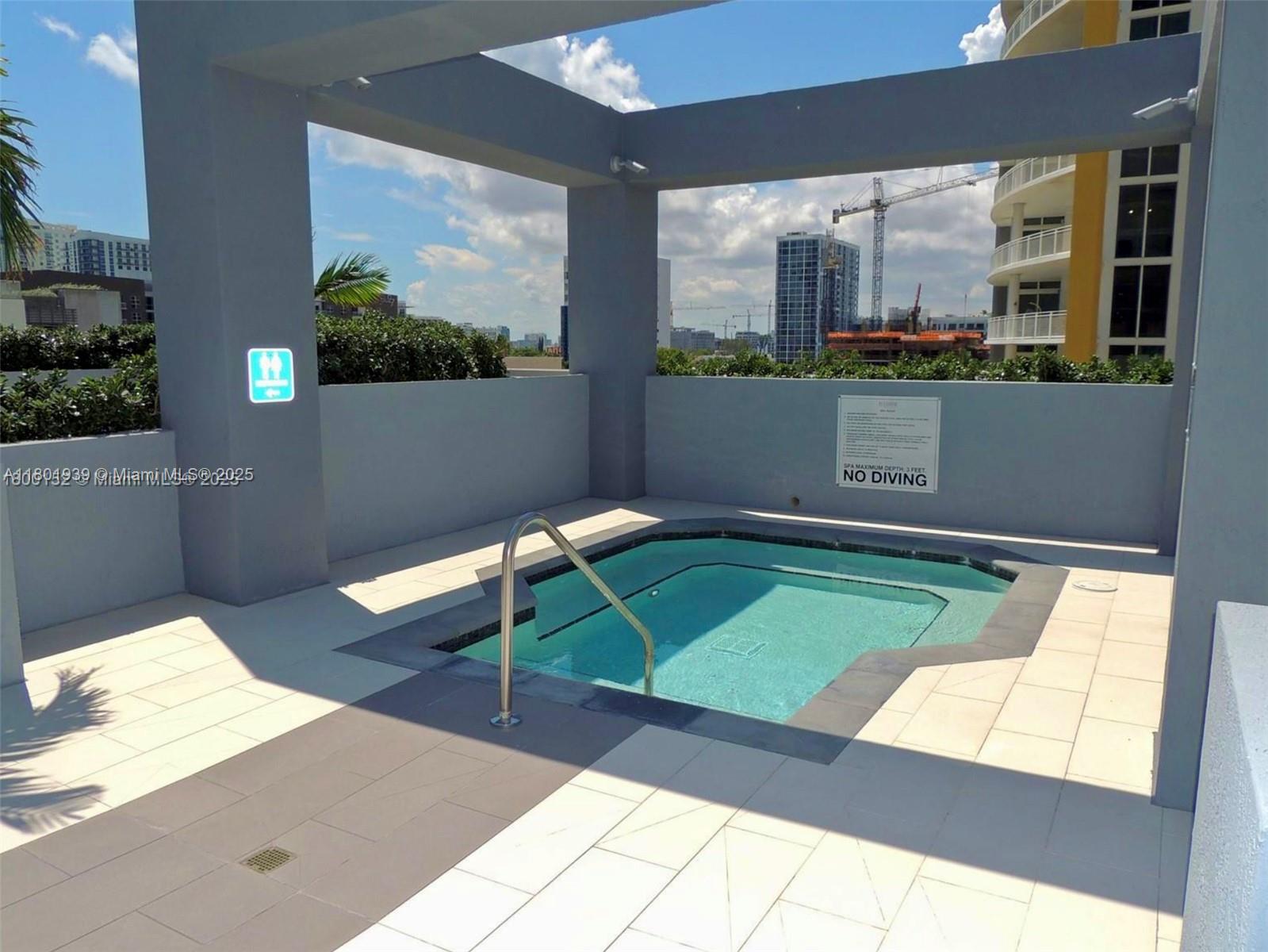 Edgewater Miami, FL 33137 - Photo 21 of 31