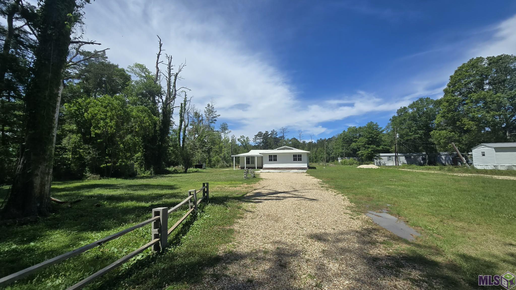 36325 Walker North Road Walker, LA 70785 - Photo 4 of 20