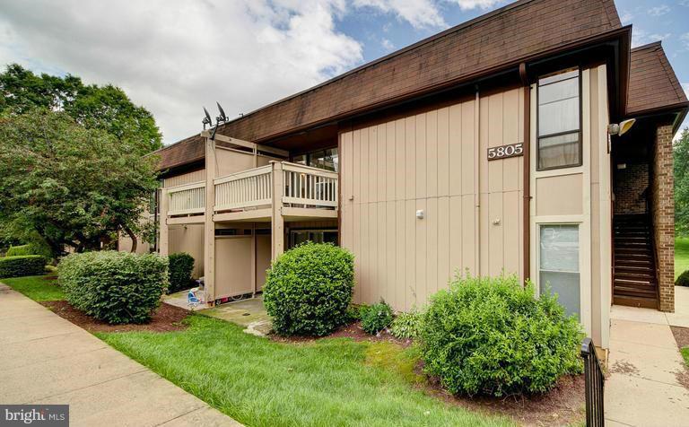 5805 Royal Ridge Drive, Unit H Springfield, VA 22152 - Photo 1 of 15 Exterior (Front)