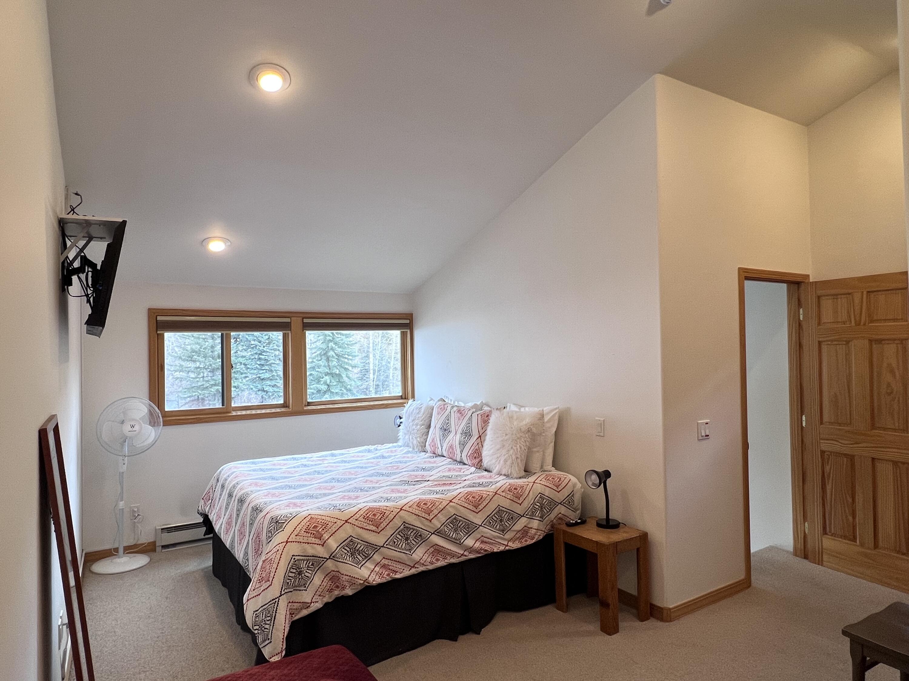 119 Picabo Street, Unit B4 / B5 Ketchum, ID 83340 - Photo 15 of 22 IMG_3558