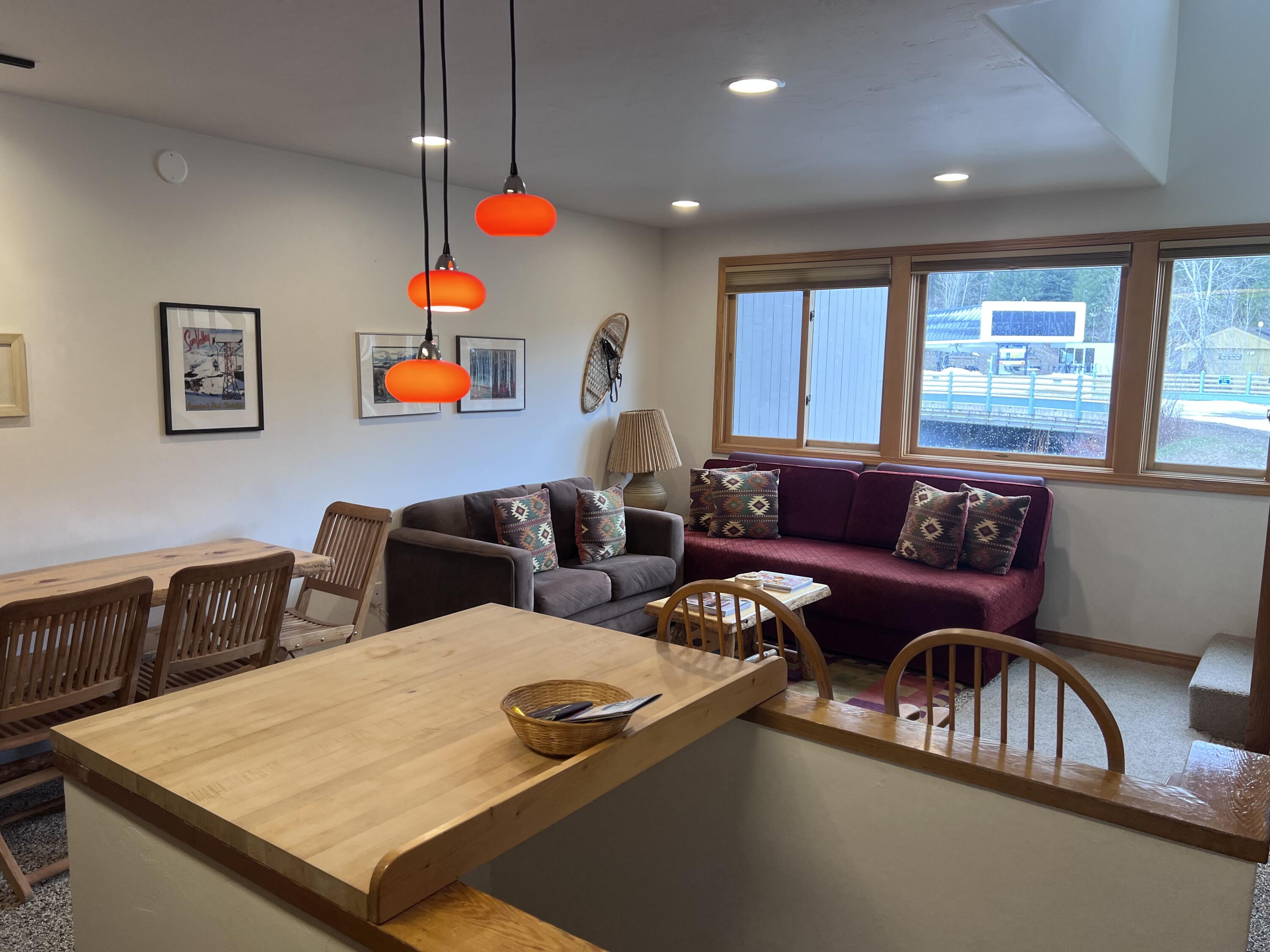 119 Picabo Street, Unit B4 / B5 Ketchum, ID 83340 - Photo 8 of 22 IMG_3544