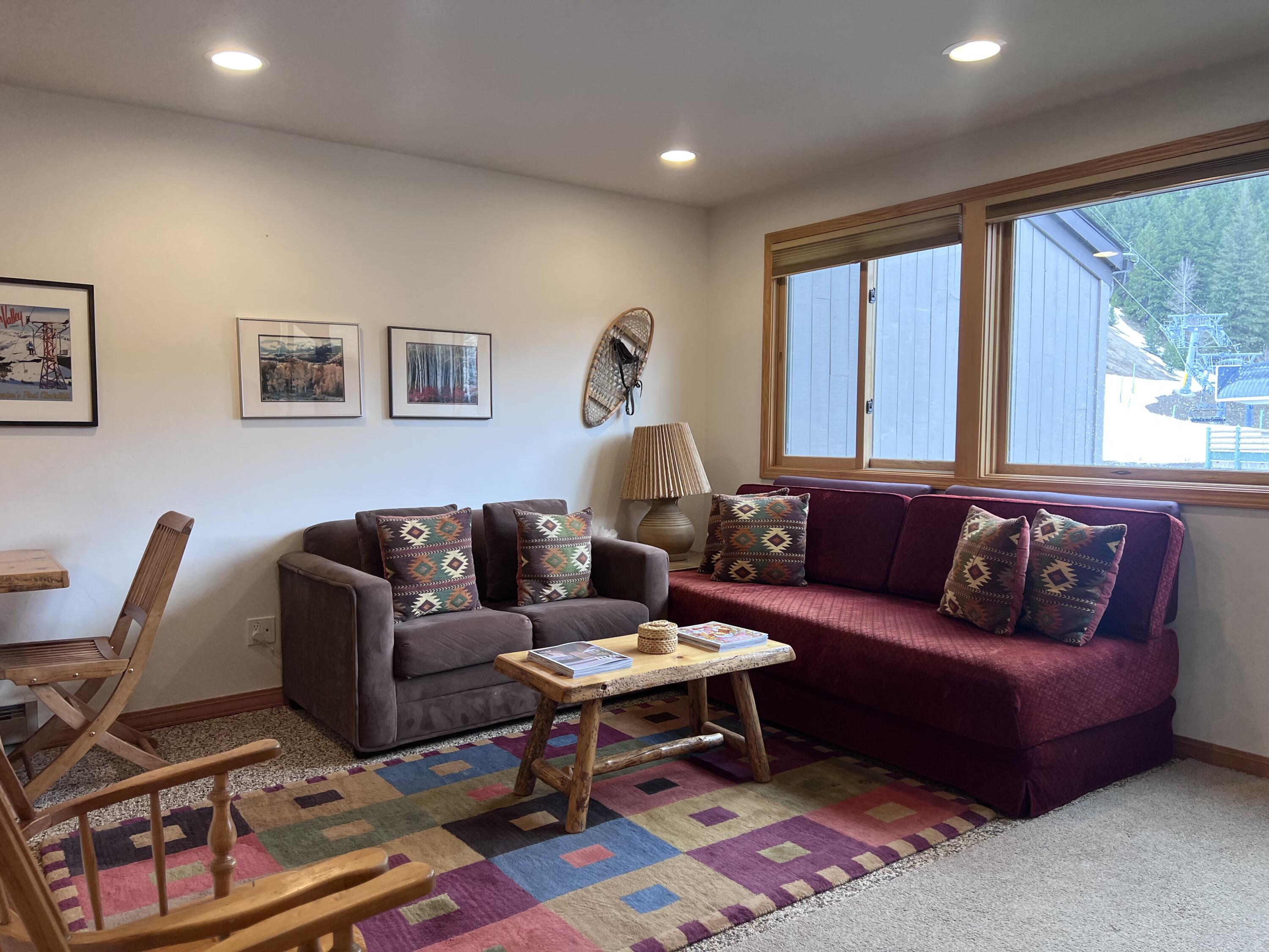 119 Picabo Street, Unit B4 / B5 Ketchum, ID 83340 - Photo 10 of 22 IMG_3540