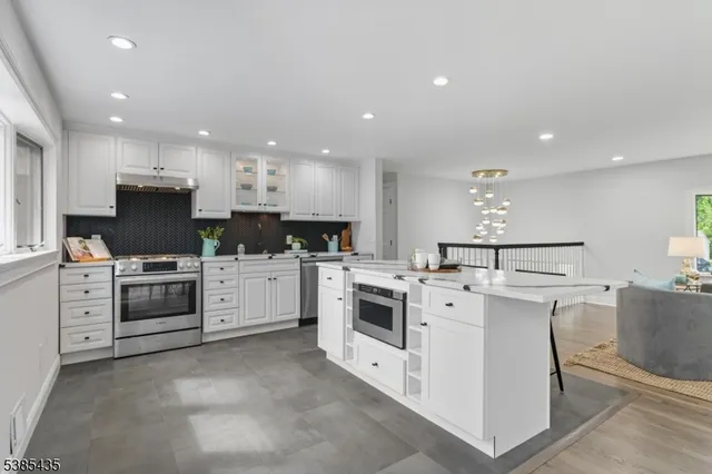 $1,299,000 | 106 Falcon Road, Livingston, NJ 07039