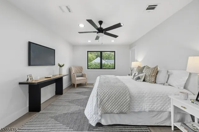 $1,299,000 | 106 Falcon Road, Livingston, NJ 07039