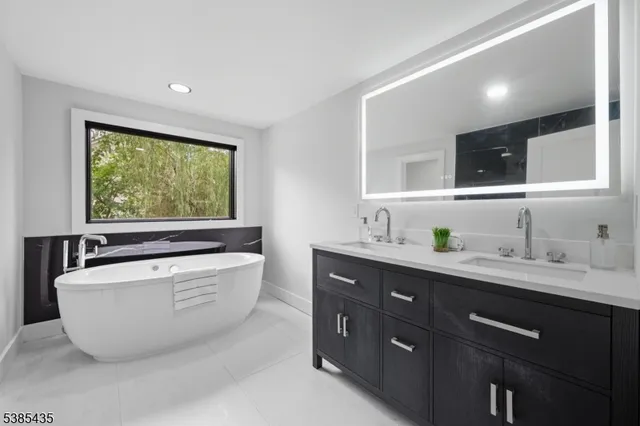 $1,299,000 | 106 Falcon Road, Livingston, NJ 07039