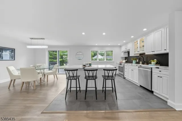 $1,299,000 | 106 Falcon Road, Livingston, NJ 07039