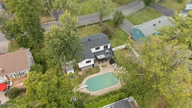 $1,299,000 | 106 Falcon Road, Livingston, NJ 07039