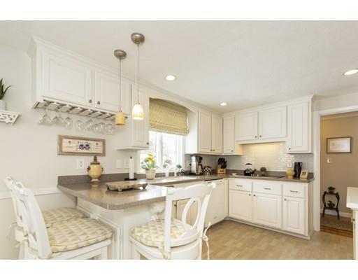6 Richards Road Lynnfield, MA 01940 - Photo 10 of 30 Gallery Image 10