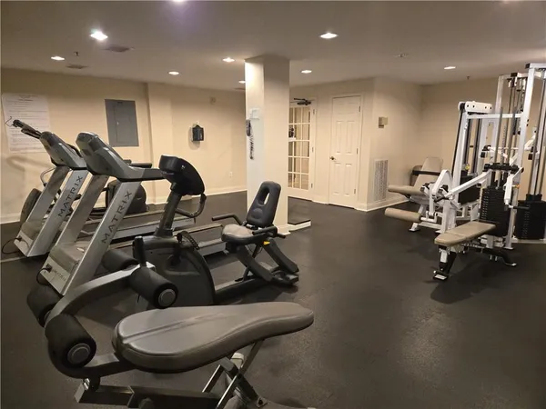 $3,500 | 50 Biscayne Drive Northwest, Unit 5115, Atlanta, GA 30309