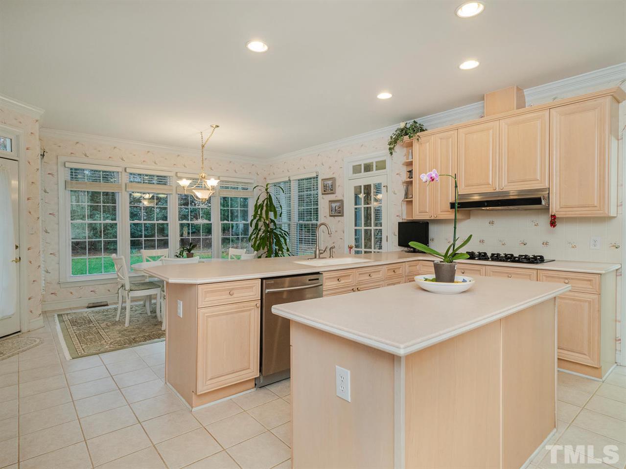 5301 Cosmos Court Raleigh, NC 27613 - Photo 15 of 30