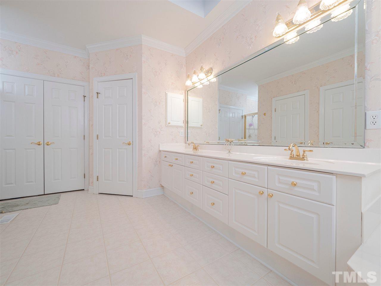 5301 Cosmos Court Raleigh, NC 27613 - Photo 21 of 30
