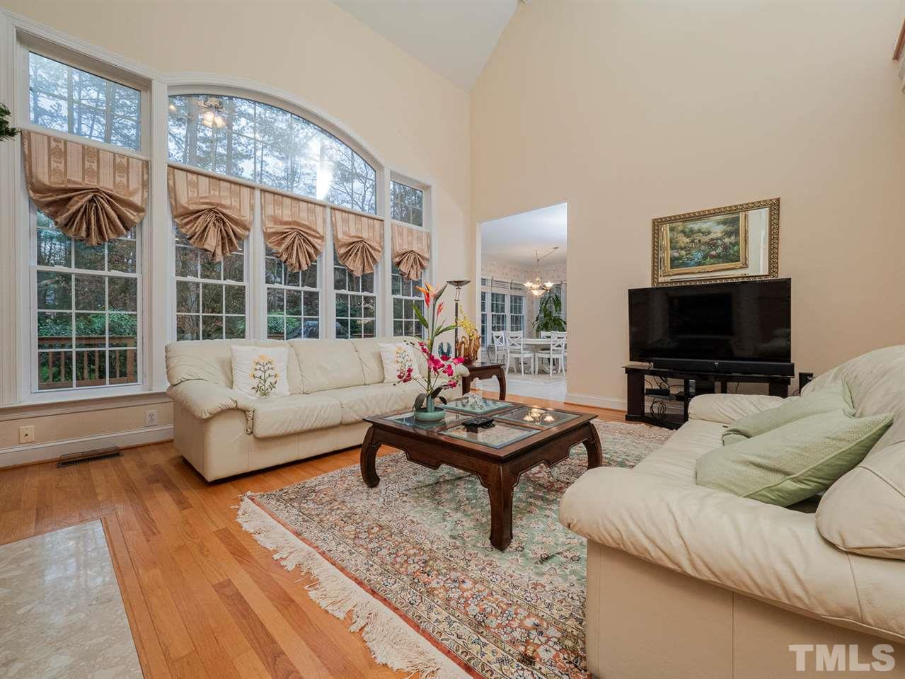 5301 Cosmos Court Raleigh, NC 27613 - Photo 9 of 30