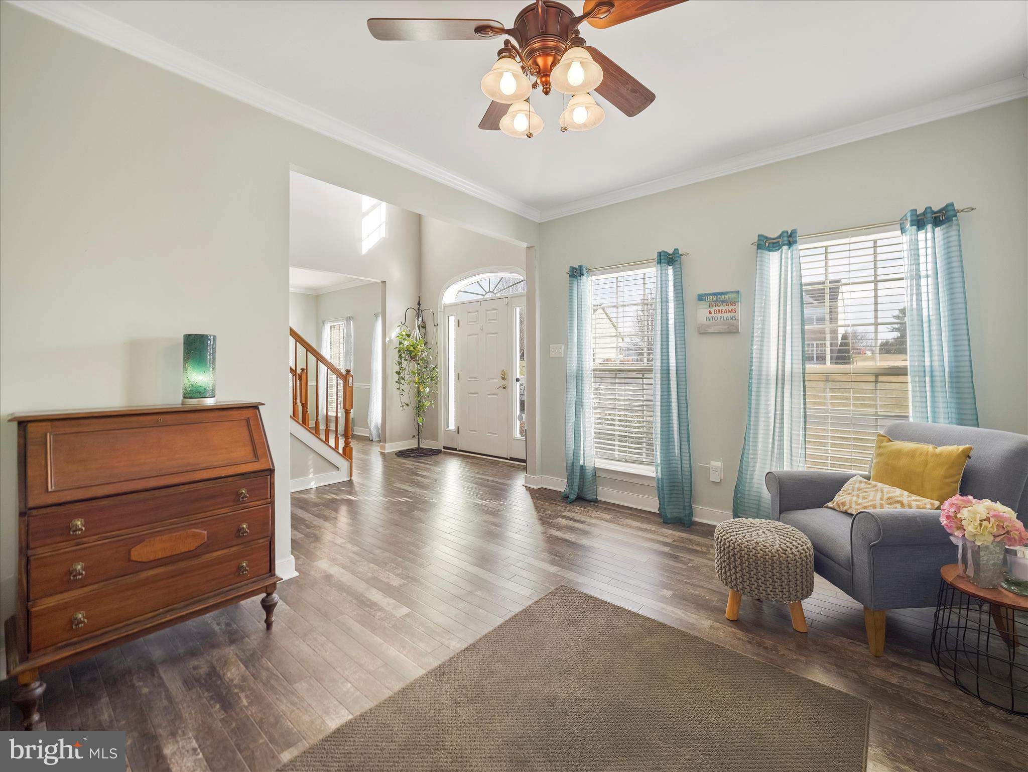 8935 Harper Drive Waynesboro, PA 17268 - Photo 20 of 46 a living room with furniture